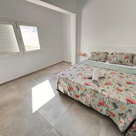 Hostal Cisne * San Antonio Abad
